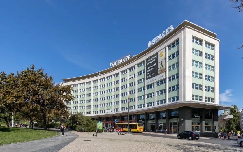 Equipe Origem no escritório de Lisboa